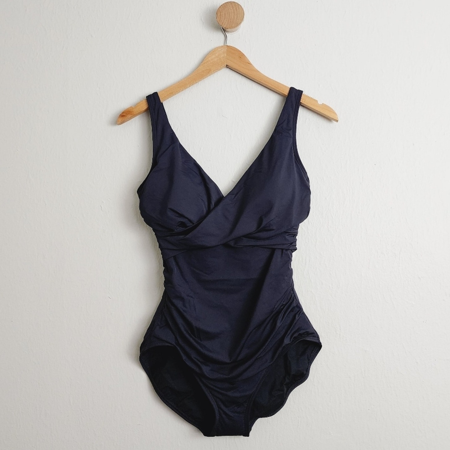 Coco Reef Contours Sterling 34c Underwire Tummy Control One-Piece Nwt 10